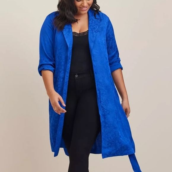torrid Jackets & Blazers - Torrid Jacquard Trench Size 2(18/20, 2x) Blue